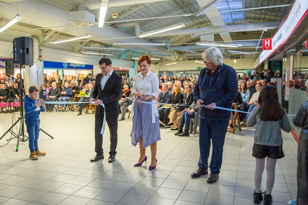 Cutting the ribbon at the opening ceremony
